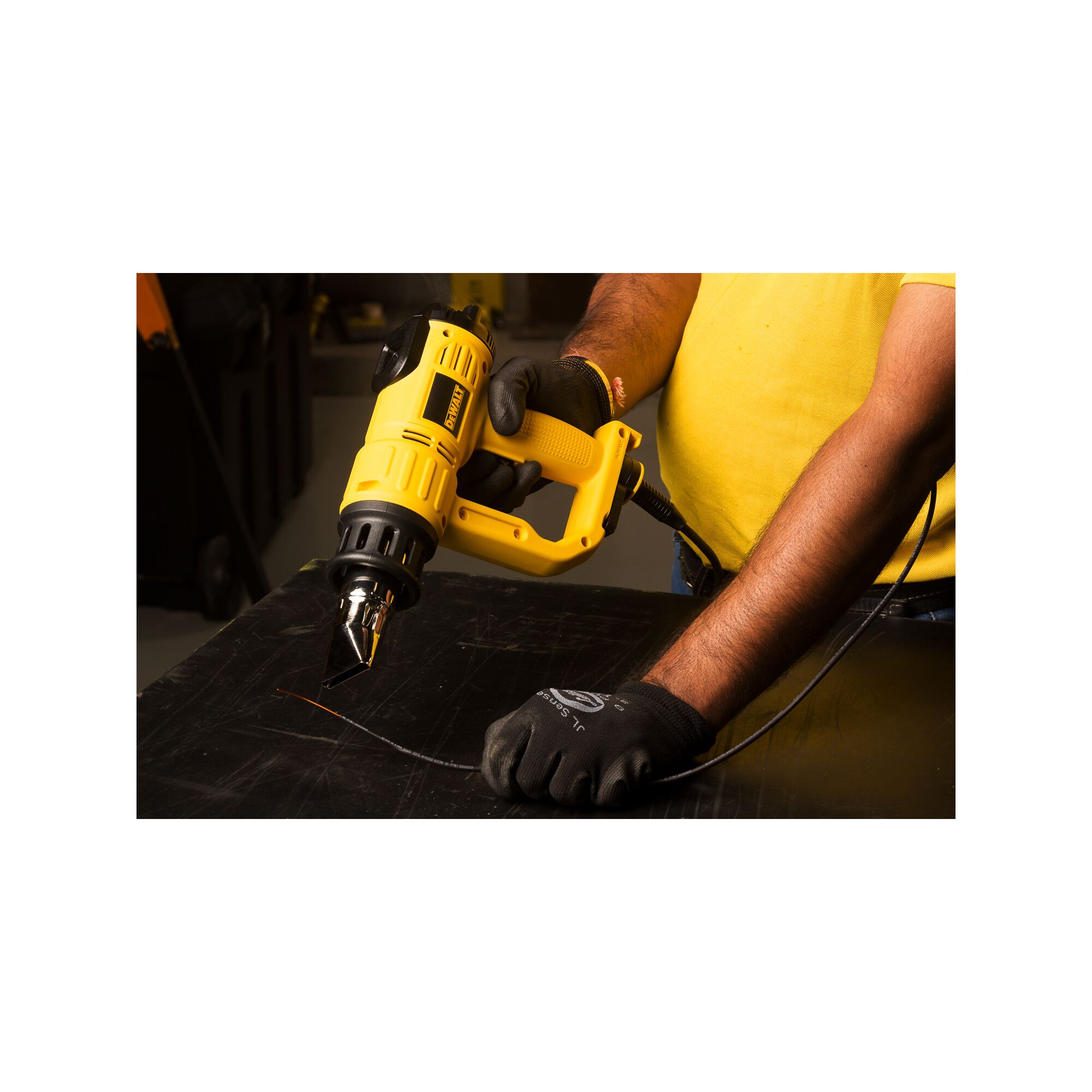 DEWALT D26414 LCD PREMIUM PISTOLA TERMICA 2000W 240VDEWD 26414D26414-GB 