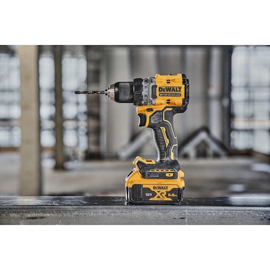 18V XR Brushless Drill Driver - 2 X 5Ah Batteries