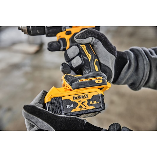 18V XR Brushless Hammer Drill Driver - 2 X 5Ah Batteries