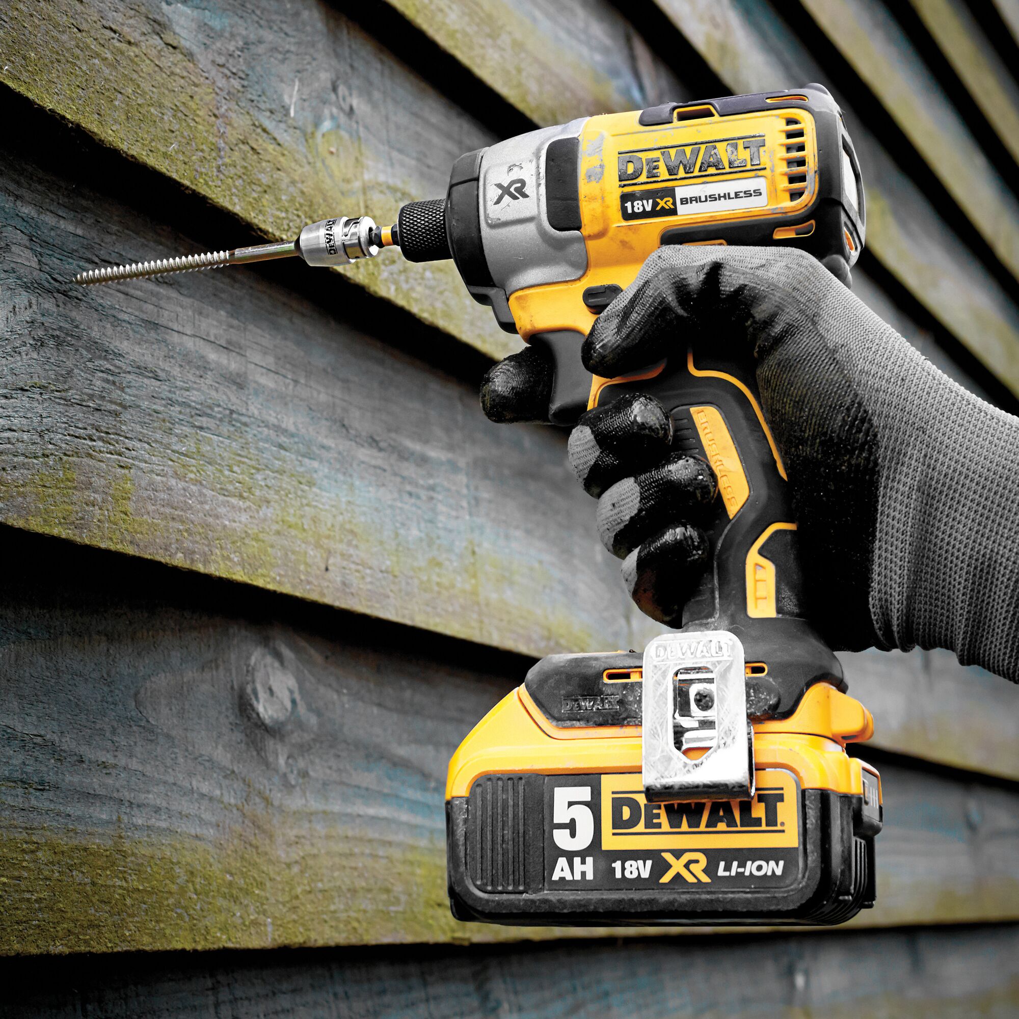 DEWALT 18V IMPACT DRIVER DC7885 BARE UNIT WITH FREE DEWALT IMPACT READY TORSION PIVOTING DT7505 FOR ACCESSING TIGHT SPACES AND AWKWARD SCREWS 