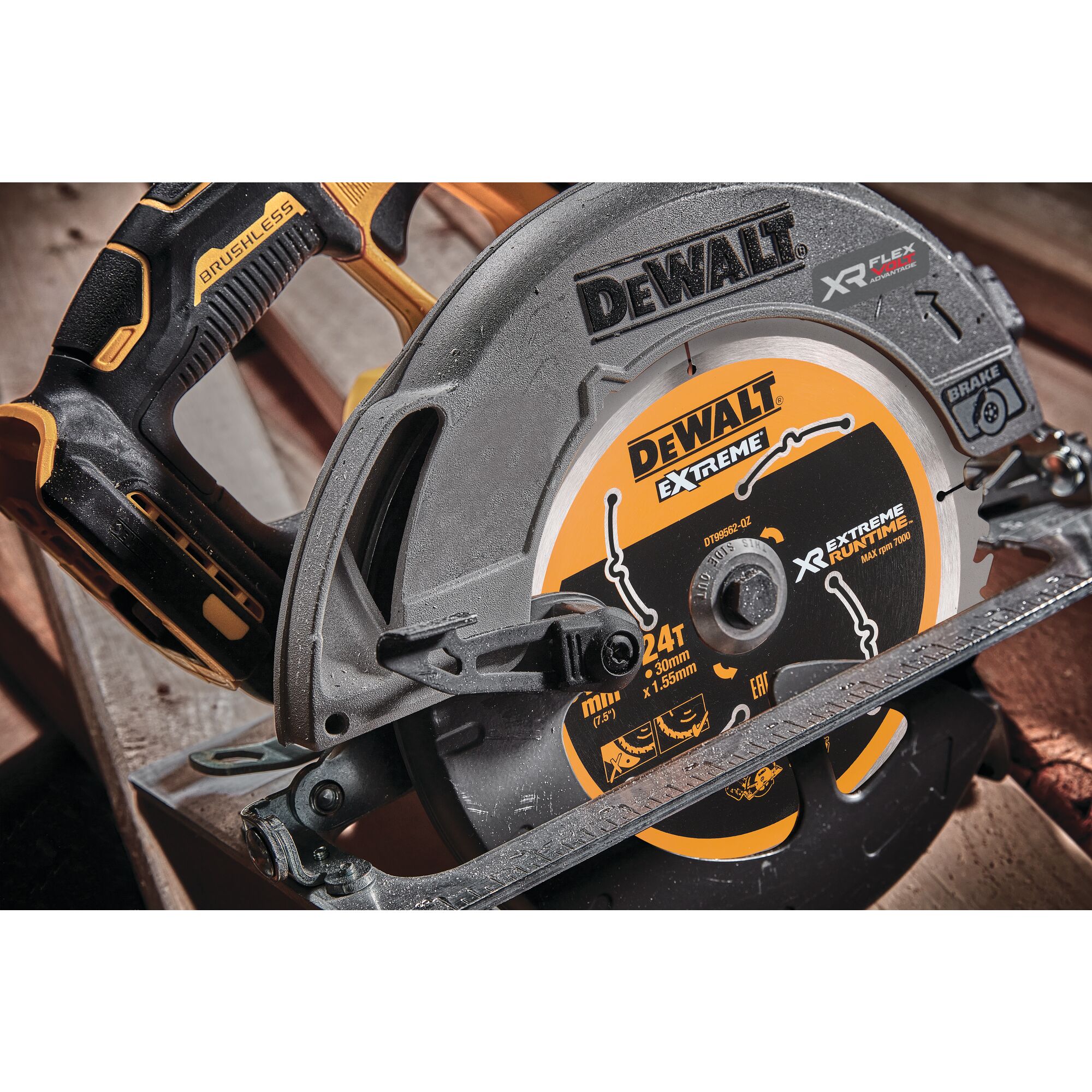 Flexvolt advantage discount circular saw