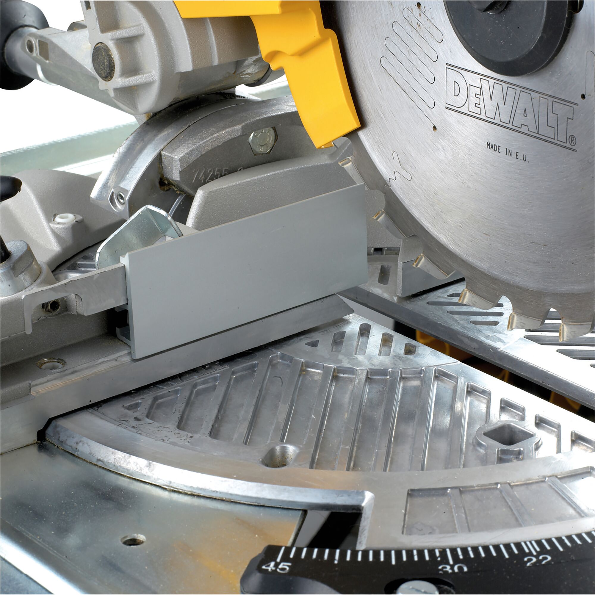 250mm Combination Saw | DEWALT