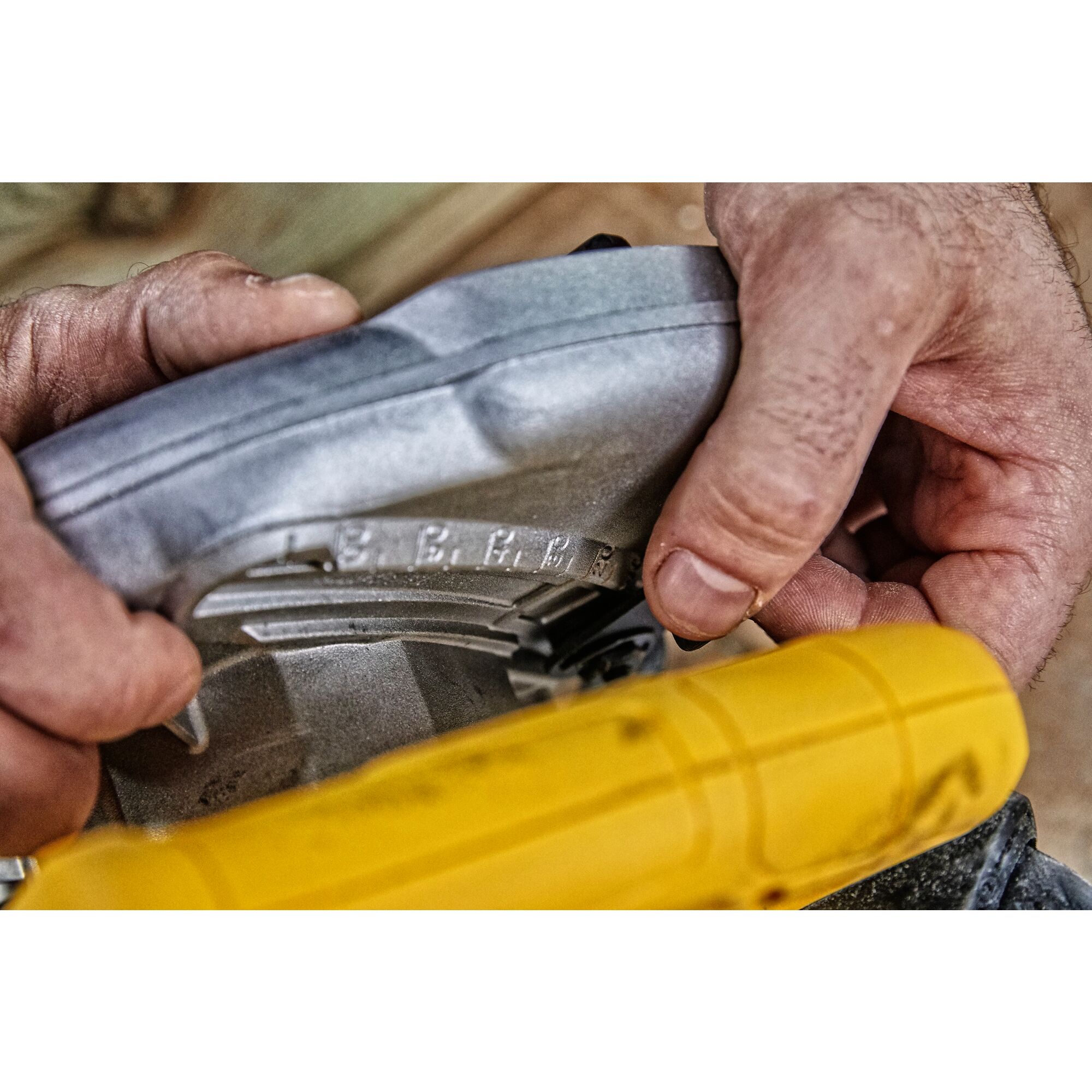 Dust bag for dewalt circular saw deals